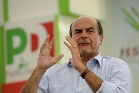 Bersani: investire in conoscenza o il Paese si «de-sviluppa»